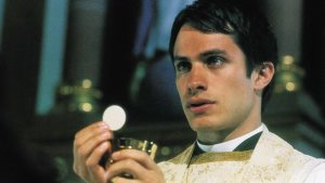 Father Amaro communion