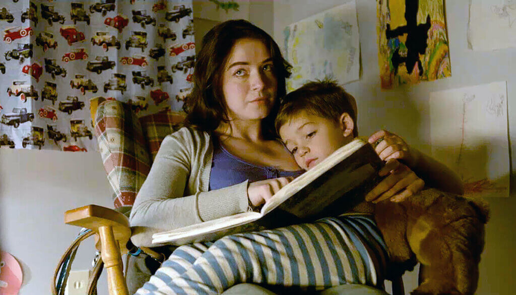 Emelie (2015) review